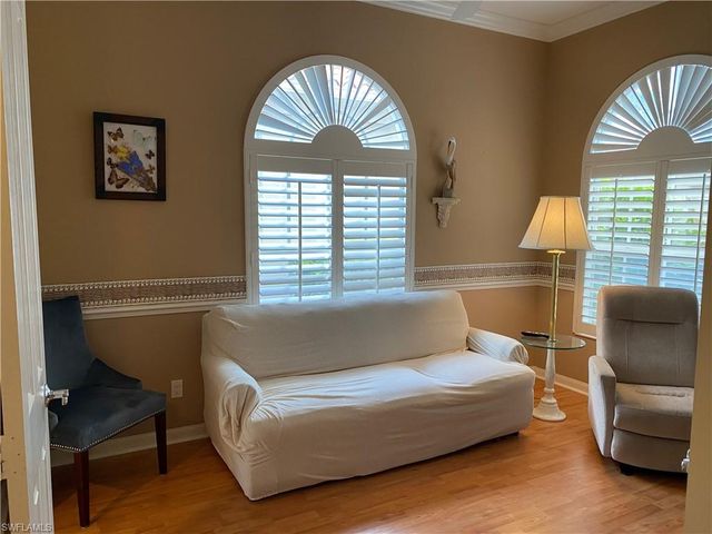 3941 Isla Ciudad CT, Naples, FL 34109