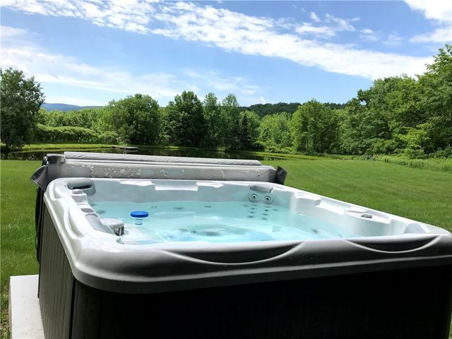 180 Fox Ridge Road, Middletown, NY 12455