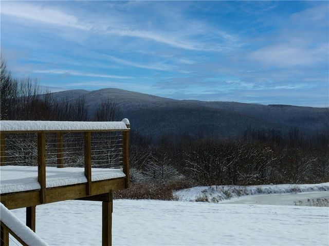 180 Fox Ridge Road, Middletown, NY 12455