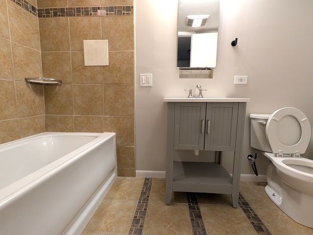 14844 Dearborn Street, Dolton, IL 60419