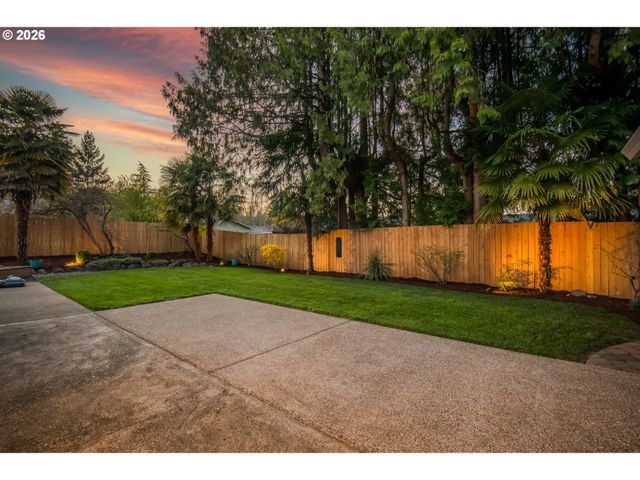 2635 LAFAVE St, West Linn, OR 97068