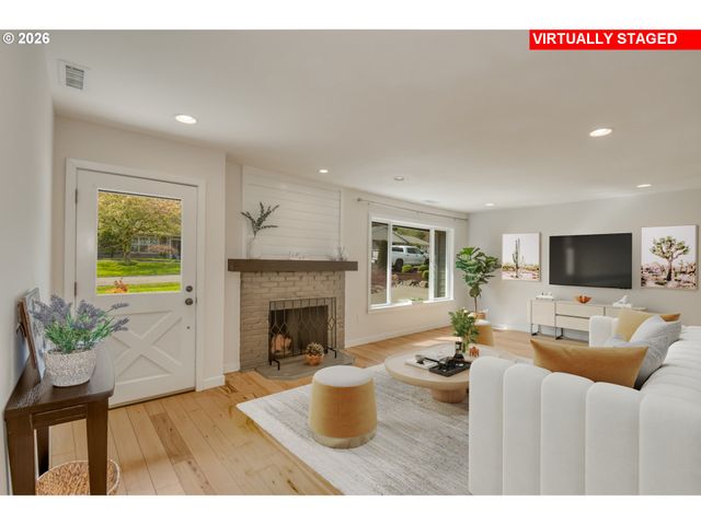 2635 LAFAVE St, West Linn, OR 97068
