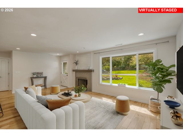 2635 LAFAVE St, West Linn, OR 97068