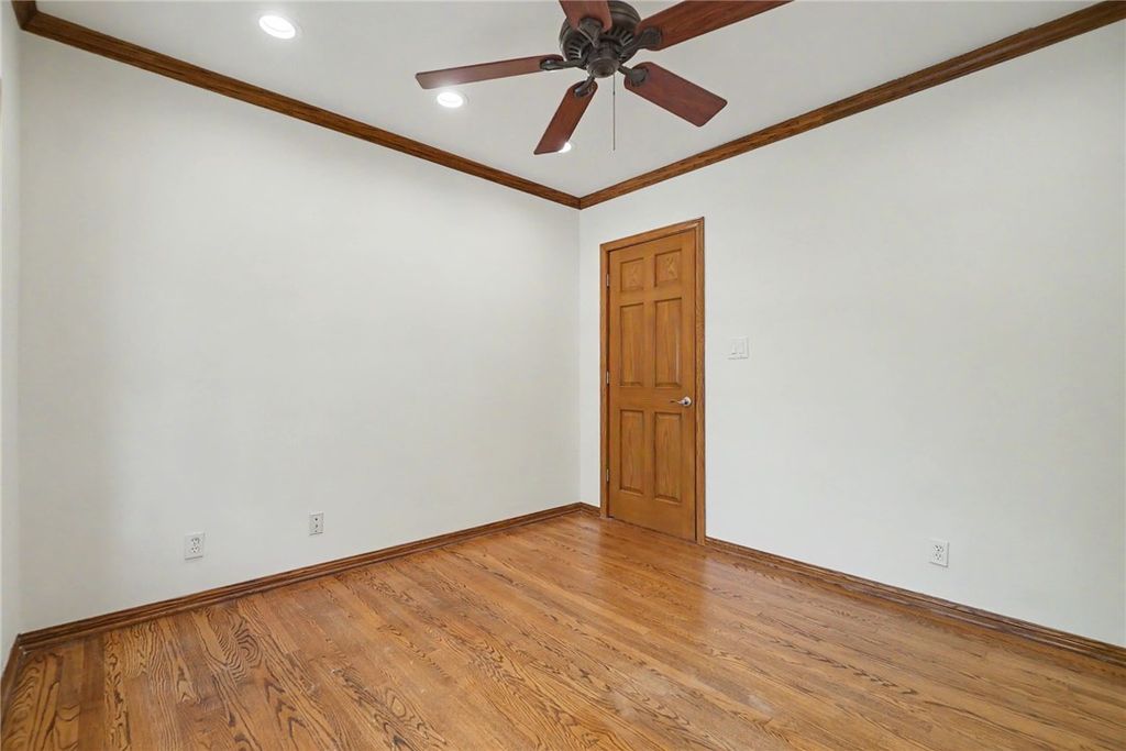 Image 28 of property listing at 20537 E Covina Hills Rd, Covina, CA 91724