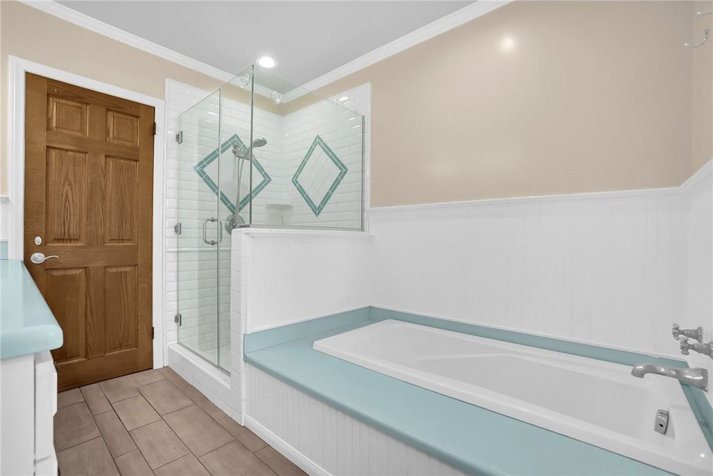 Image 32 of property listing at 20537 E Covina Hills Rd, Covina, CA 91724