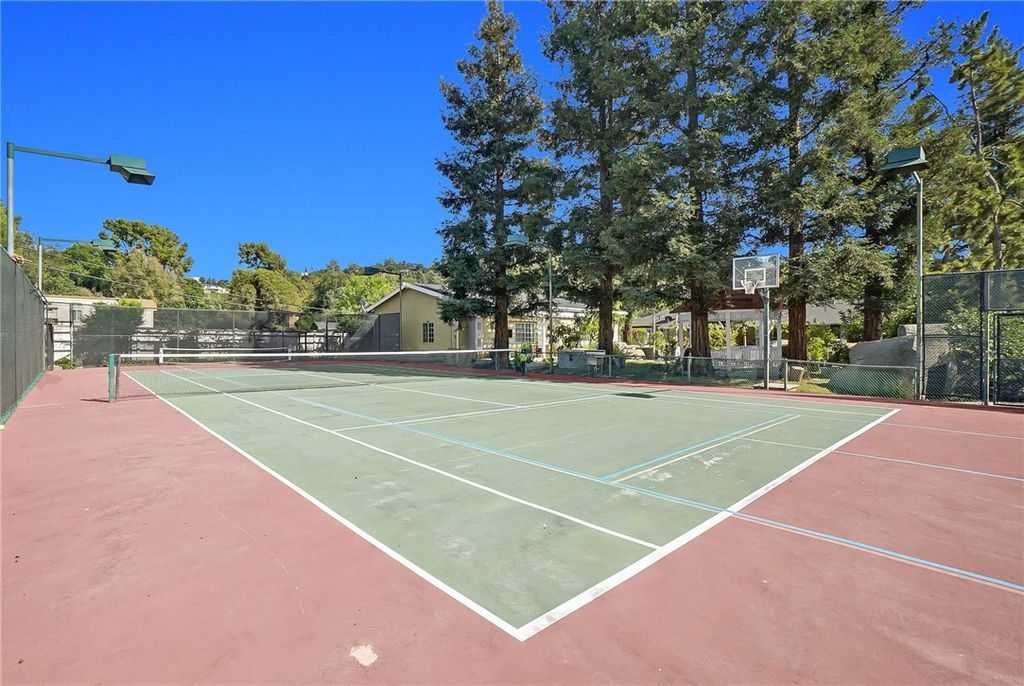 Image 46 of property listing at 20537 E Covina Hills Rd, Covina, CA 91724