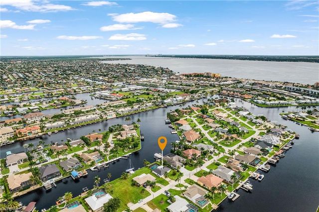 1721 SE 44th ST, Cape Coral, FL 33904