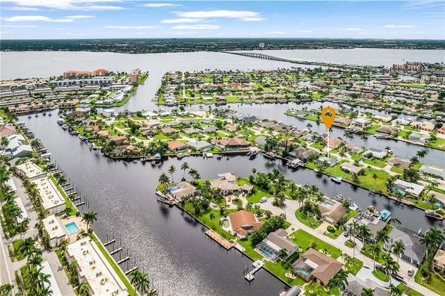 1721 SE 44th ST, Cape Coral, FL 33904