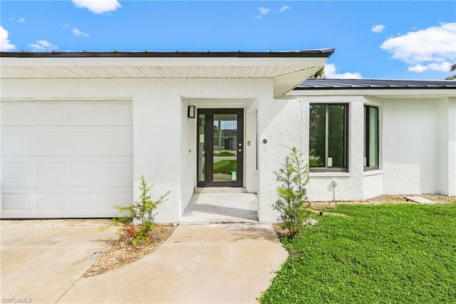 1721 SE 44th ST, Cape Coral, FL 33904