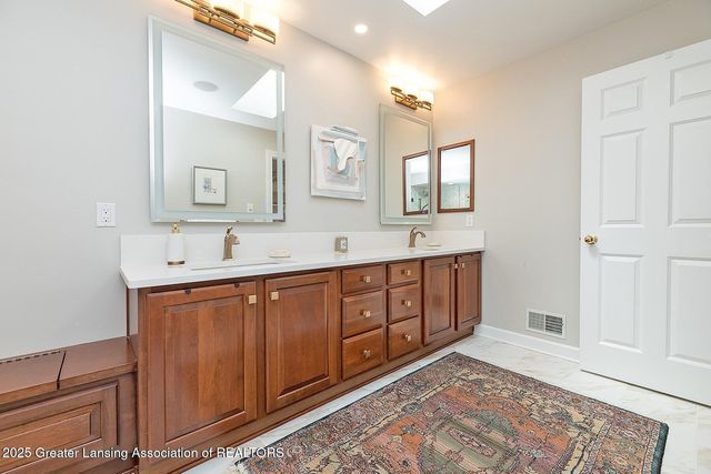 2073 Birch Bluff Drive, Okemos, MI 48864