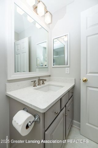 2073 Birch Bluff Drive, Okemos, MI 48864