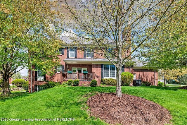 2073 Birch Bluff Drive, Okemos, MI 48864