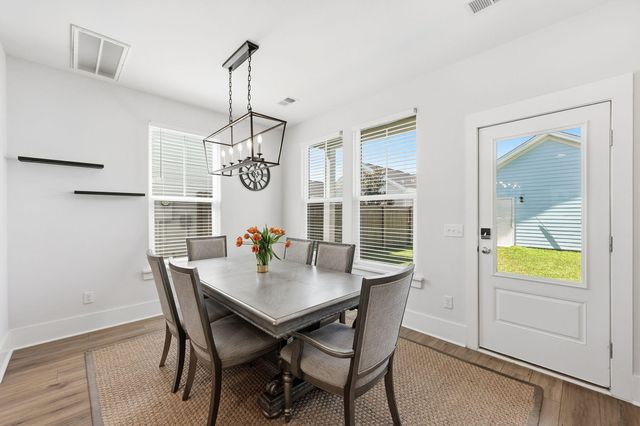 617 Trio Lane, Summerville, SC 29486