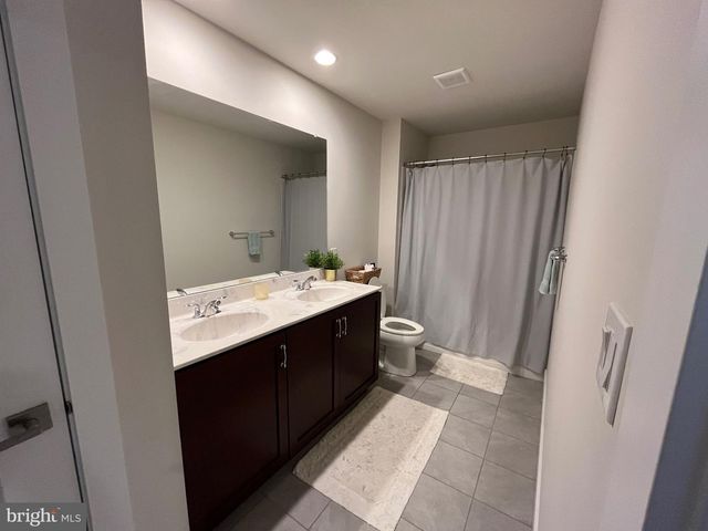 405 REDBUD LN, Chester Springs, PA 19425