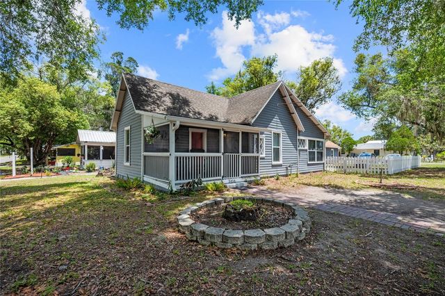5416 8TH STREET, Zephyrhills, FL 33542