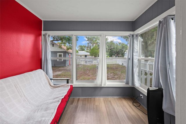 5416 8TH STREET, Zephyrhills, FL 33542