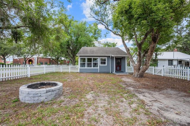 5416 8TH STREET, Zephyrhills, FL 33542