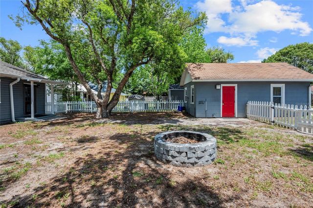 5416 8TH STREET, Zephyrhills, FL 33542