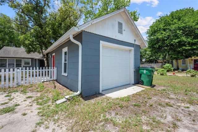 5416 8TH STREET, Zephyrhills, FL 33542