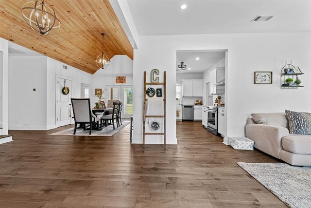 1973 Campground Rd, Cabot, AR 72023