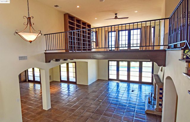 26255 Powell Ranch Rd, Sonora, CA 95370