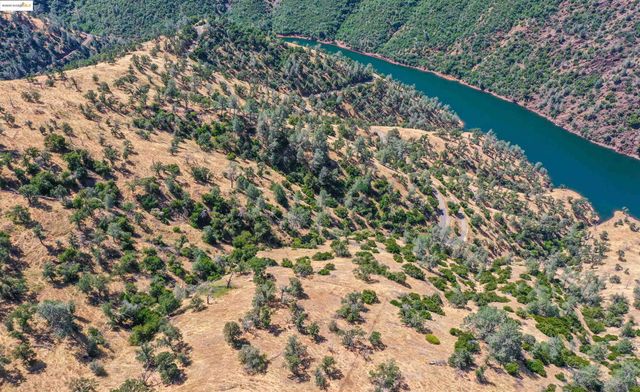 26255 Powell Ranch Rd, Sonora, CA 95370