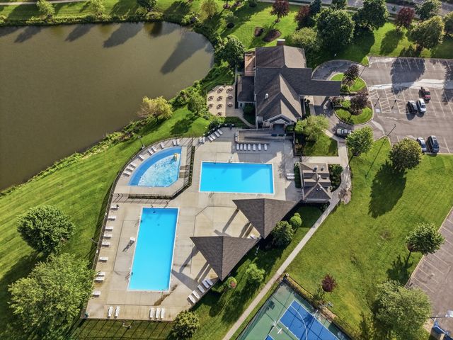2054 Winding Lakes Drive, Plainfield, IL 60586