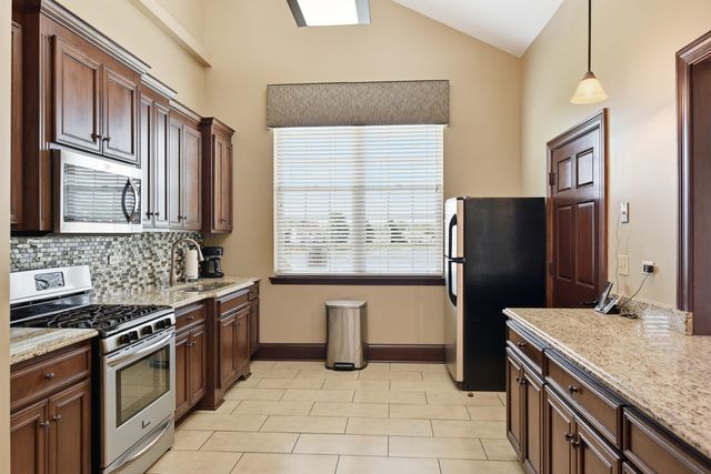 2054 Winding Lakes Drive, Plainfield, IL 60586