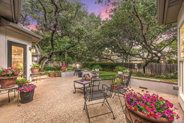 49 N Inwood Heights, San Antonio, TX 78248