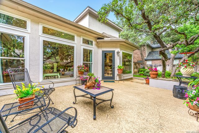 49 N Inwood Heights, San Antonio, TX 78248