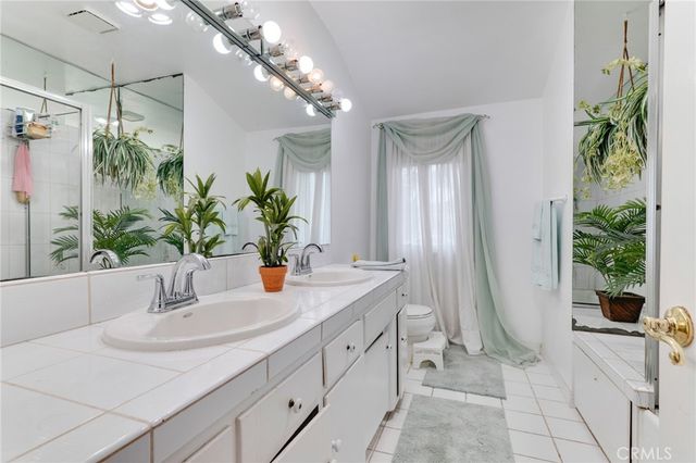 8836 Enfield Avenue, Sherwood Forest, CA 91325