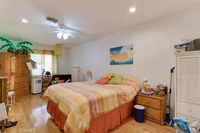 8836 Enfield Avenue, Sherwood Forest, CA 91325