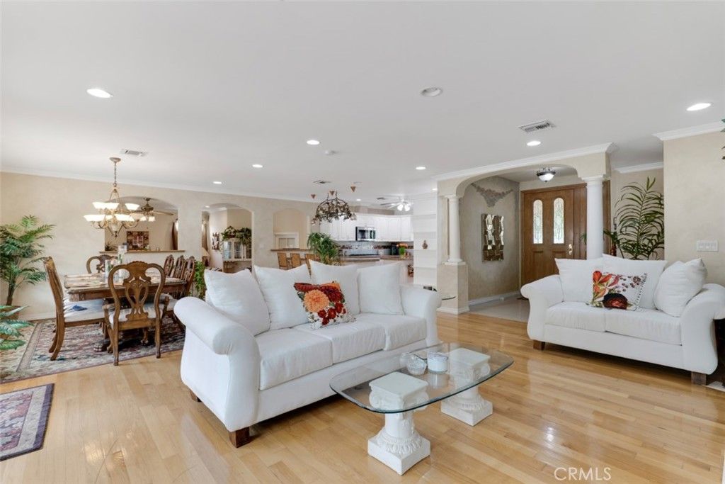 Image 1 of property listing at 8836 Enfield Avenue, Sherwood Forest, CA 91325