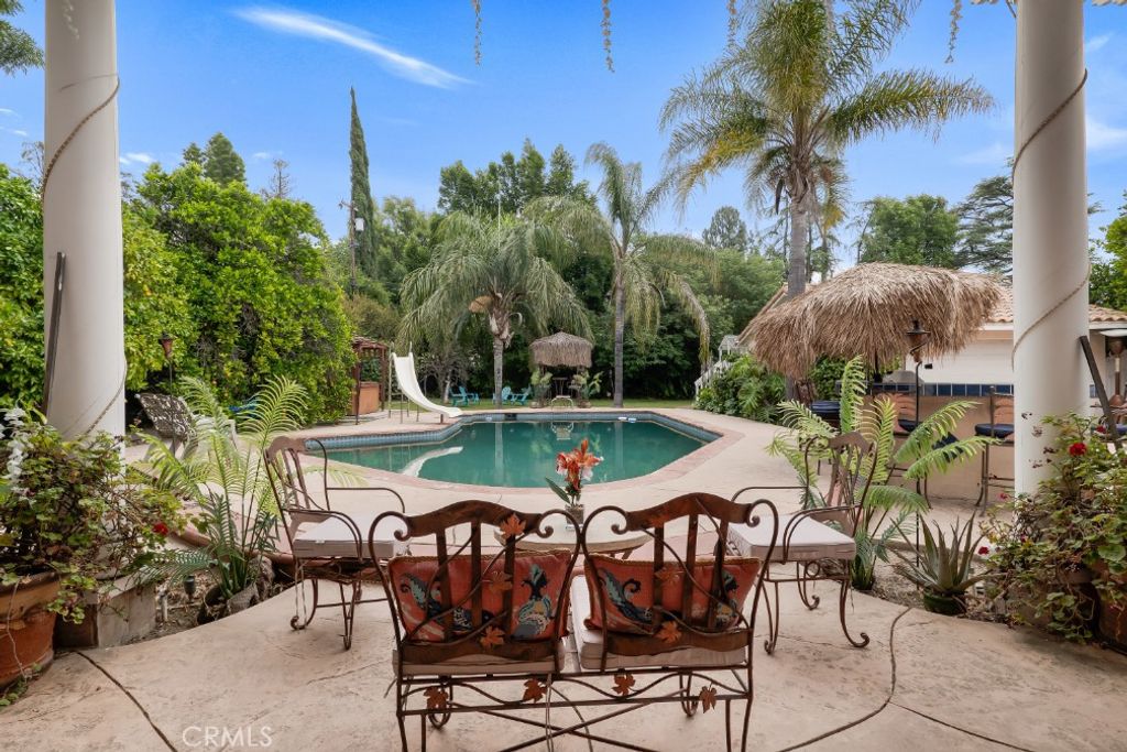 Image 26 of property listing at 8836 Enfield Avenue, Sherwood Forest, CA 91325