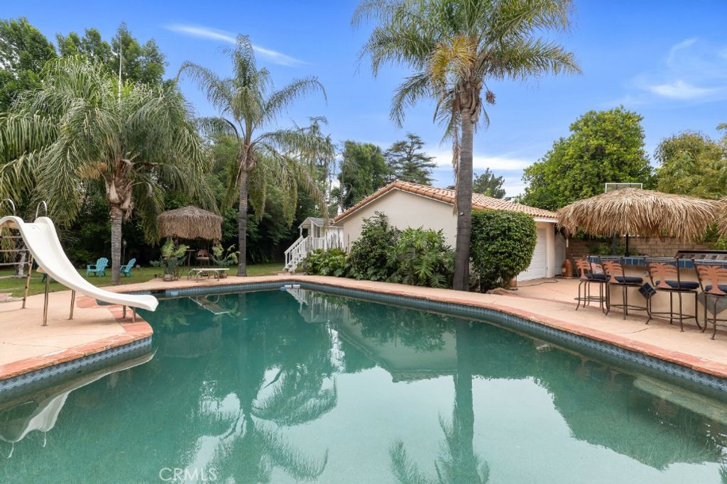 Image 31 of property listing at 8836 Enfield Avenue, Sherwood Forest, CA 91325