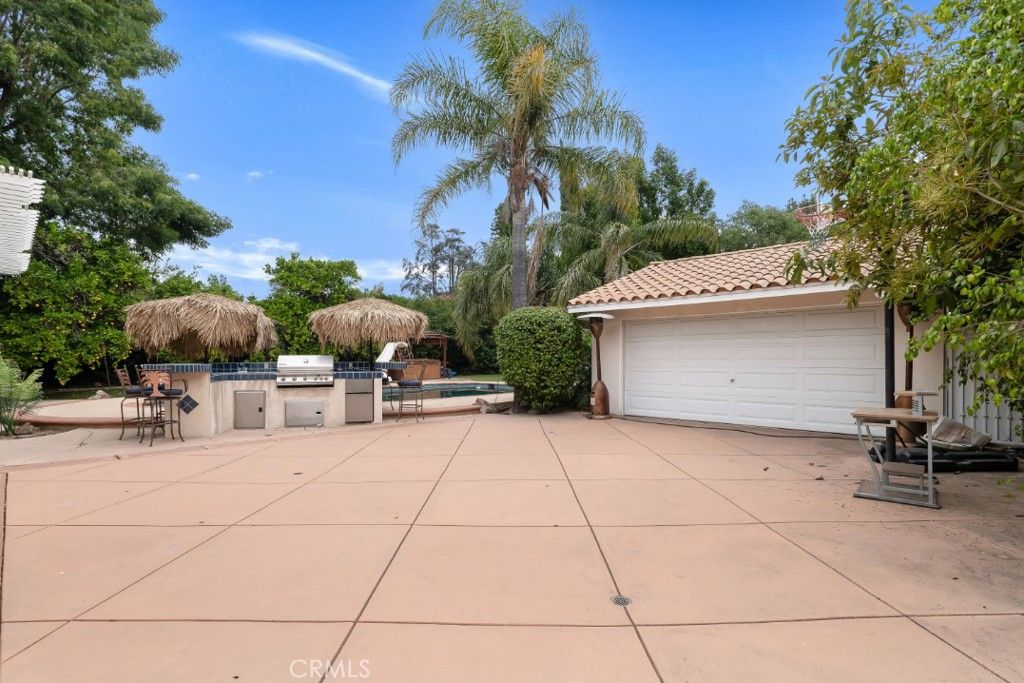 Image 34 of property listing at 8836 Enfield Avenue, Sherwood Forest, CA 91325