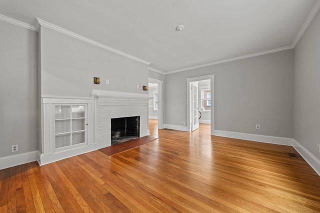 207-209 Main 207, Melrose, MA 02176