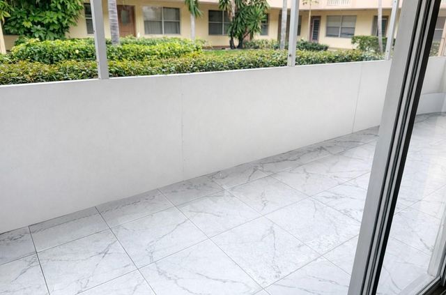 3081 NW 47th Terrace 107, Lauderdale Lakes, FL 33313