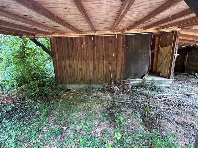 38 Stamp Creek Road NE, White, GA 30184