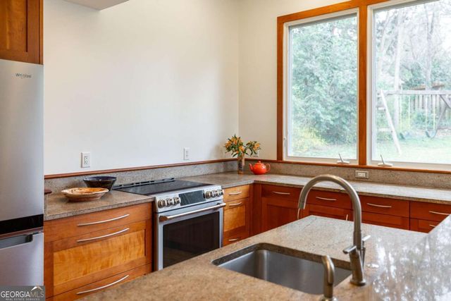 145 Riverdale Drive, Athens, GA 30605