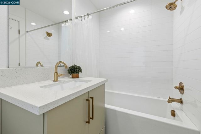 156 Pioneer Ave, Walnut Creek, CA 94597