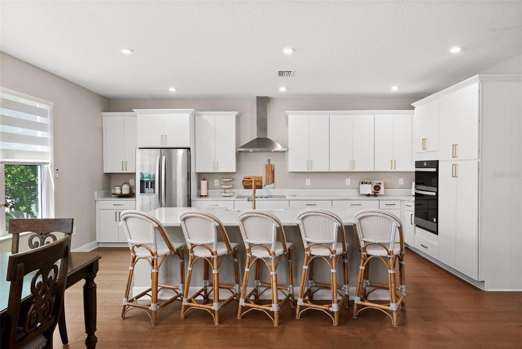 Image 11 of property listing at 4104 W CLEVELAND STREET, Tampa, FL 33609