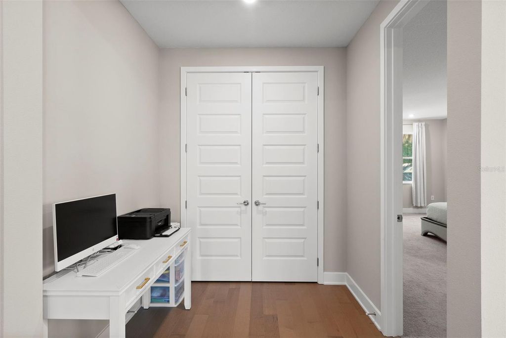 Image 30 of property listing at 4104 W CLEVELAND STREET, Tampa, FL 33609