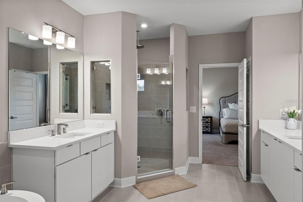 Image 35 of property listing at 4104 W CLEVELAND STREET, Tampa, FL 33609