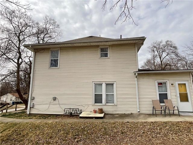 1000 W LINDEN Avenue, Independence, MO 64052