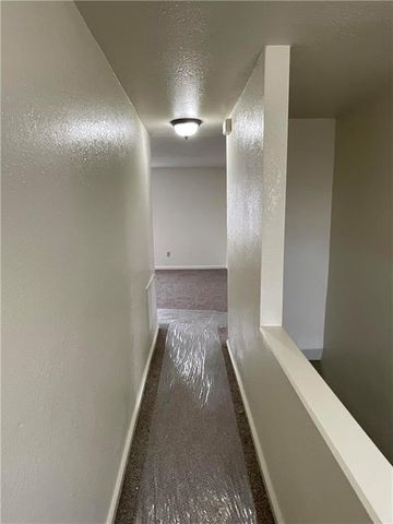 1000 W LINDEN Avenue, Independence, MO 64052