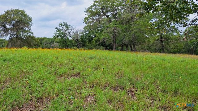 Lot 222 Flash Circle, Luling, TX 78648