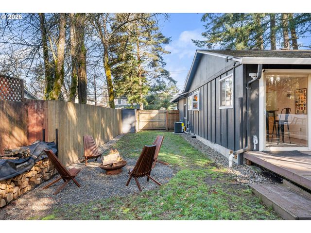 5226 Sw TAYLORS FERRY Rd, Portland, OR 97219