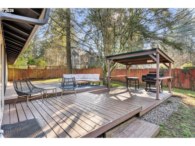 5226 Sw TAYLORS FERRY Rd, Portland, OR 97219