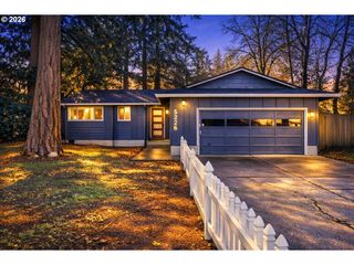 5226 Sw TAYLORS FERRY Rd, Portland, OR 97219